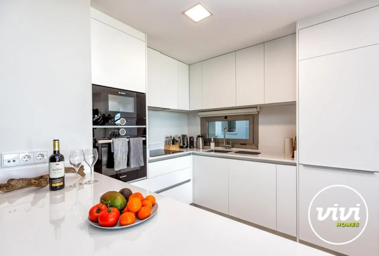 Vivi Homes - Blue View Pool, Sauna, Gym & Sea View El Faro